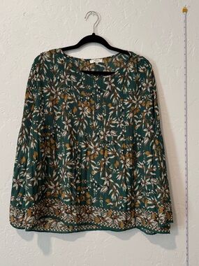 Max Studio Dark Green Floral Peasant Blouse